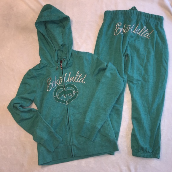 Ecko Unlimited Other - Women's ECKO 2pc Outfit Size Medium.